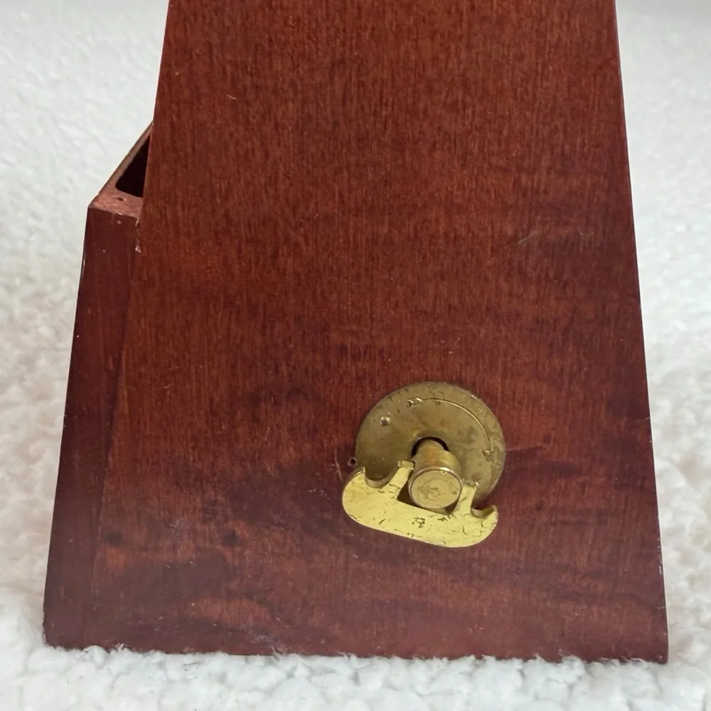 (VTG) SETH THOMAS • Brown Wooden Pyramid Wind-Up Metronome w/ Cover (Working) - Picture 10 of 16